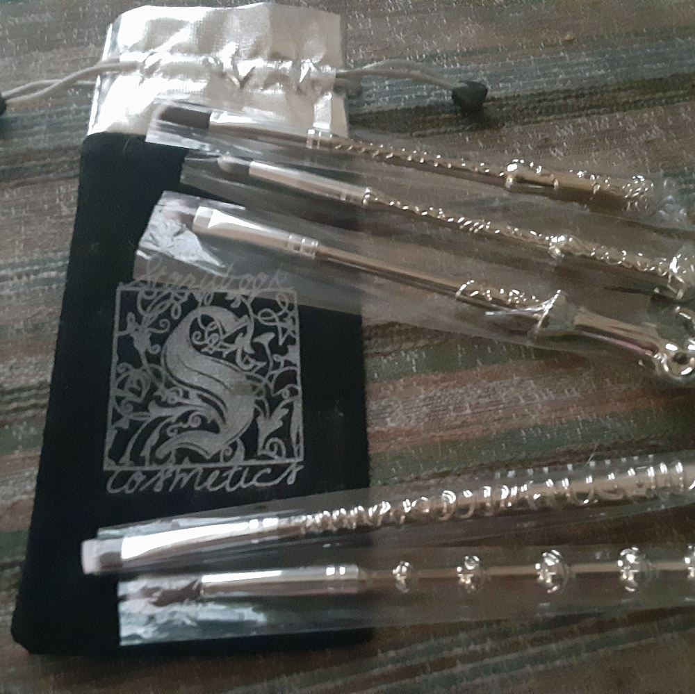 Harry Potter Storybook Cosmetics Brush Set